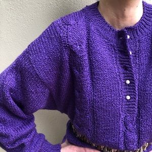 🌟 VINTAGE Purple knit in good condition 🌟